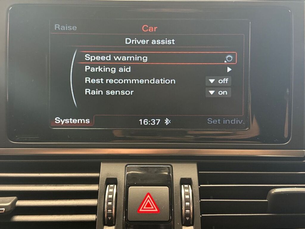 Audi A6 2015 Musta