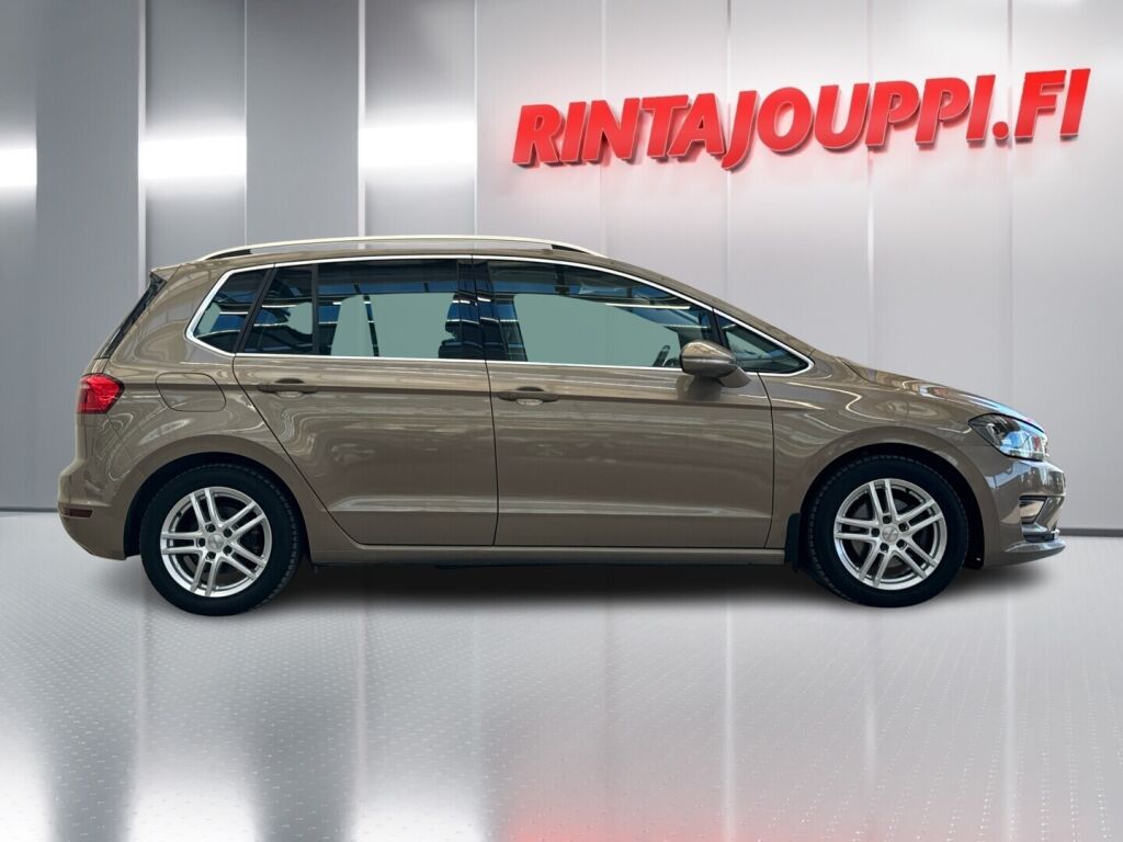 Volkswagen Golf Sportsvan 2016 Ruskea (beige)