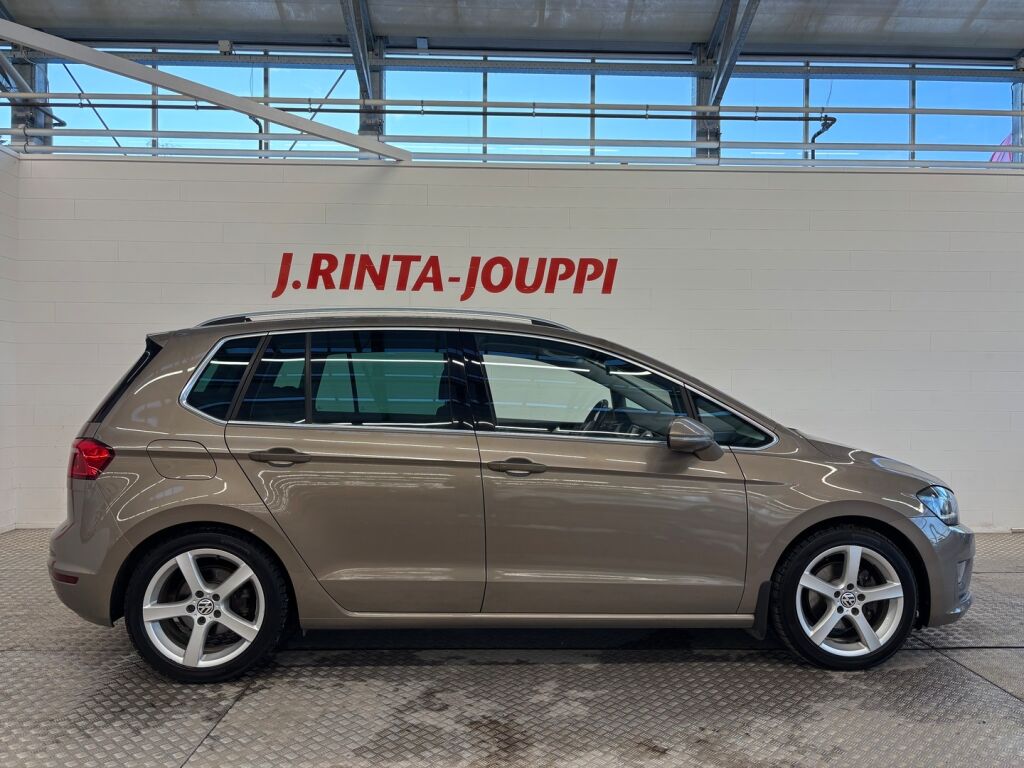 Volkswagen Golf Sportsvan 2016 Ruskea (beige)