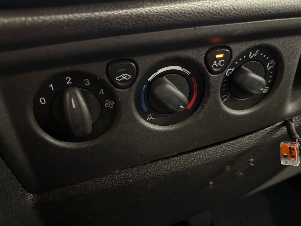 Ford Transit 2016 Valkoinen