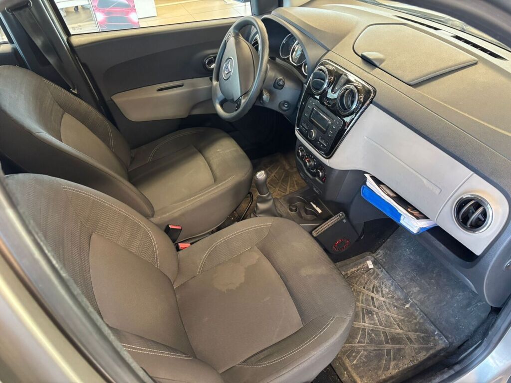 Dacia Lodgy 2015 Ruskea (beige)