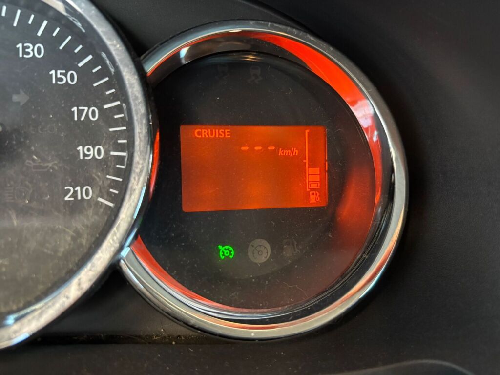 Dacia Lodgy 2015 Ruskea (beige)