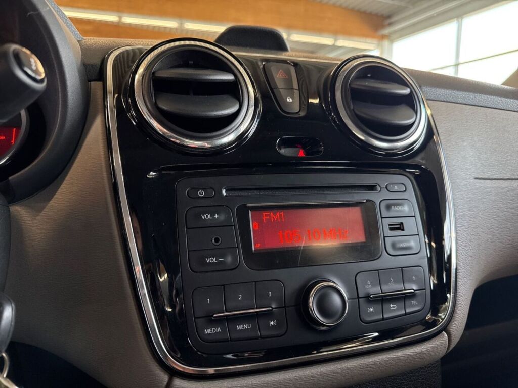 Dacia Lodgy 2015 Ruskea (beige)