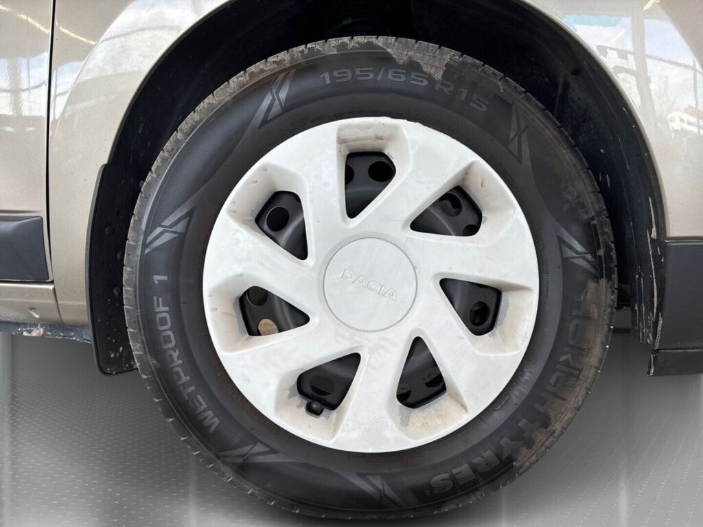Dacia Lodgy 2015 Ruskea (beige)