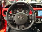 Toyota Yaris 2015 Punainen