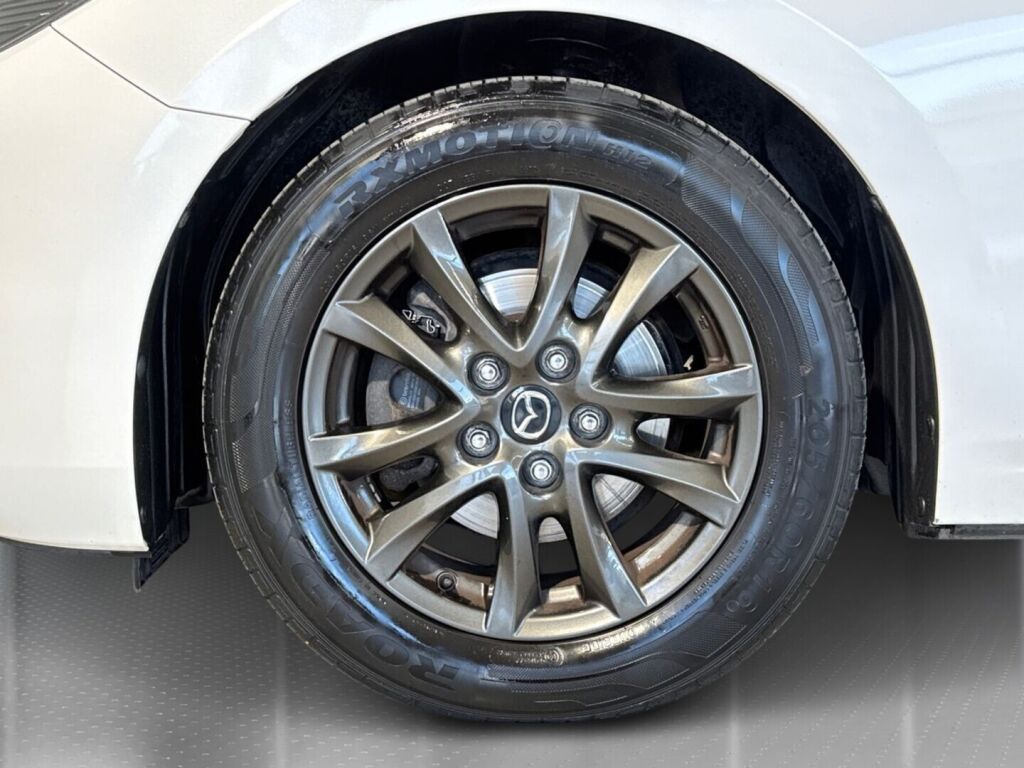 Mazda Mazda3 2018 Valkoinen
