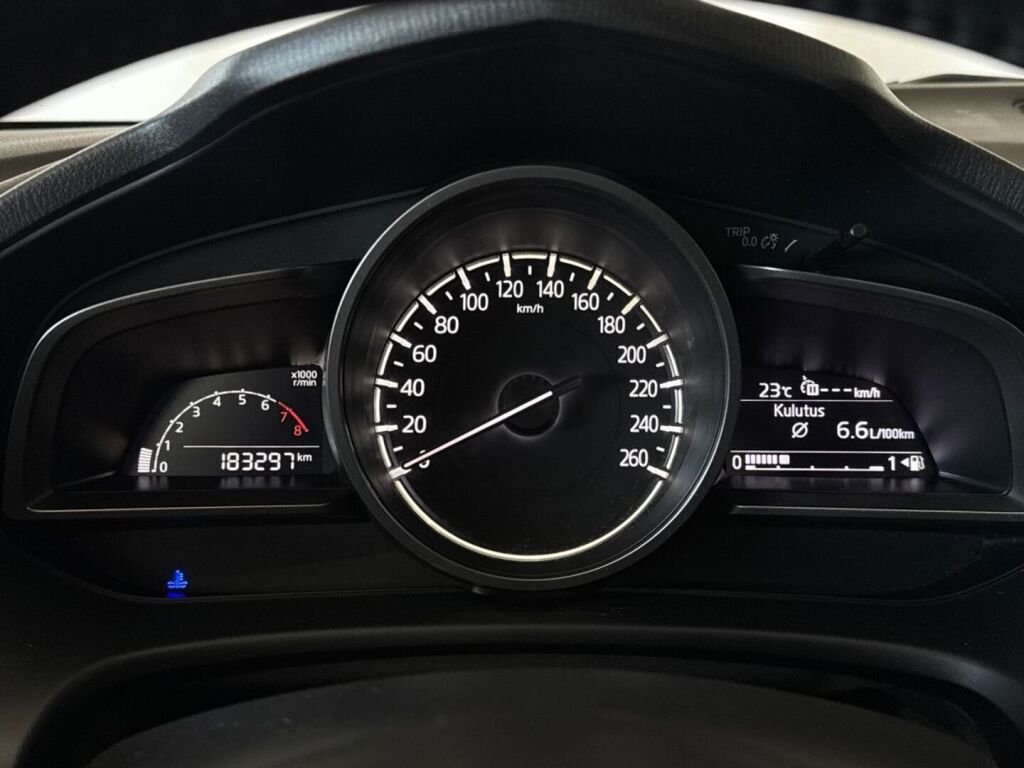 Mazda Mazda3 2018 Valkoinen