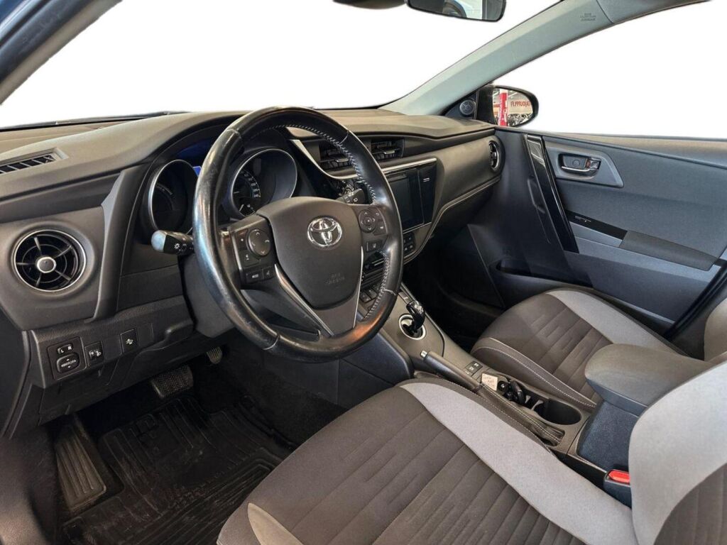 Toyota Auris 2017 Sininen