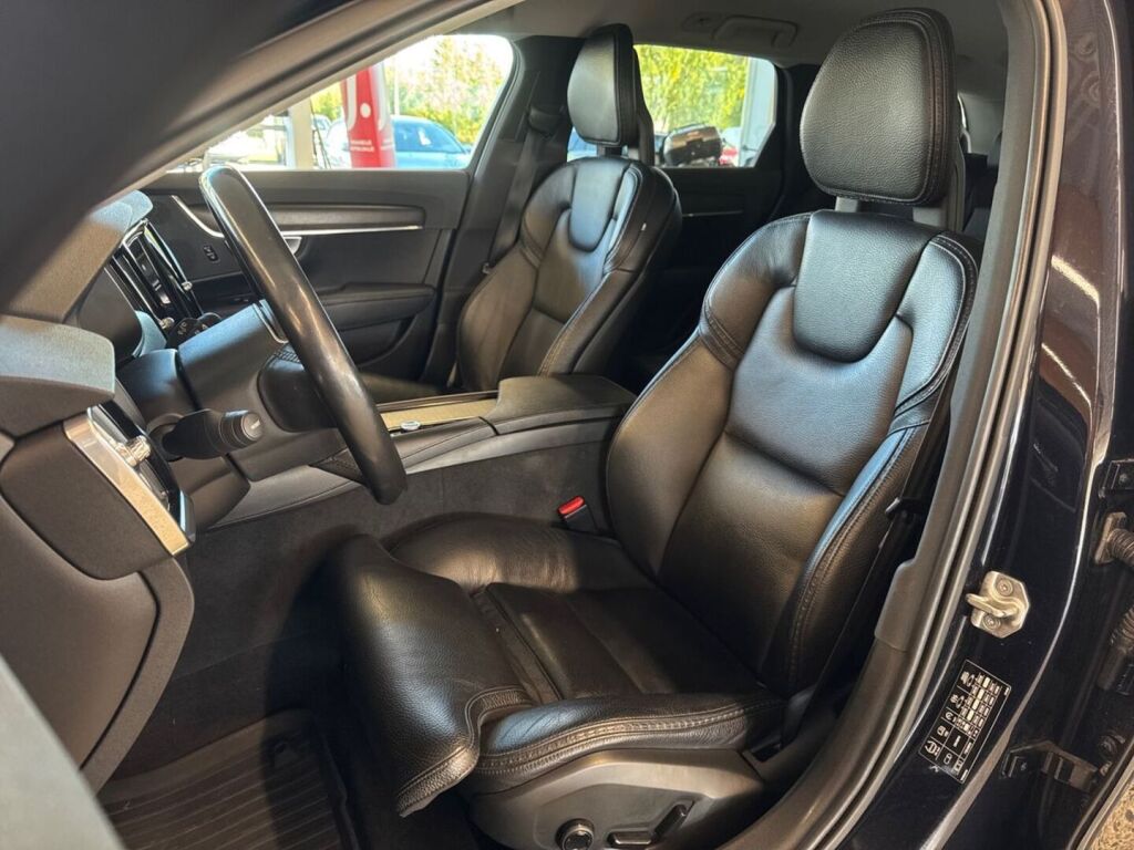 Volvo V90 Cross Country 2017 Sininen