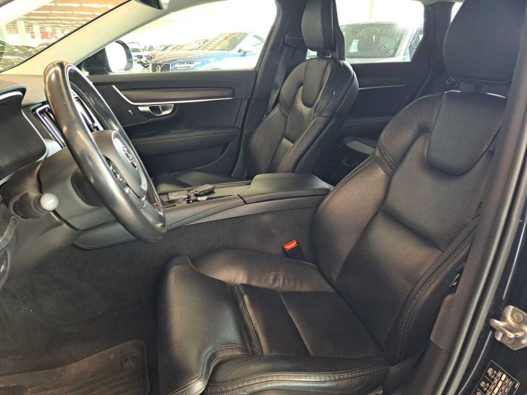 Volvo V90 Cross Country 2017 Sininen