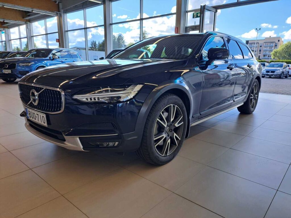 Volvo V90 Cross Country 2017 Sininen