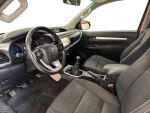 Toyota Hilux 2017 Punainen