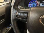 Toyota Hilux 2017 Punainen