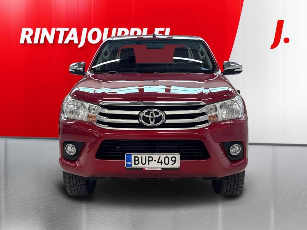 Toyota Hilux 2017 Punainen