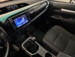 Toyota Hilux 2017 Punainen