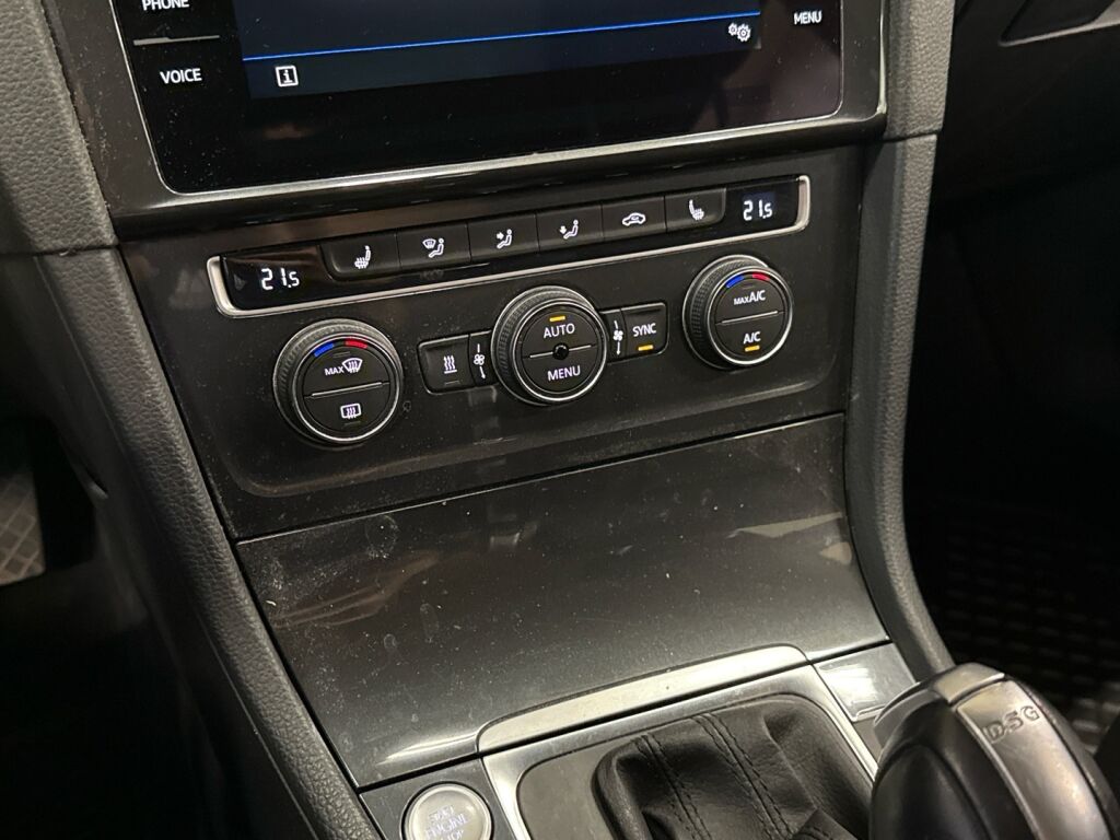 Volkswagen Golf 2017 Valkoinen