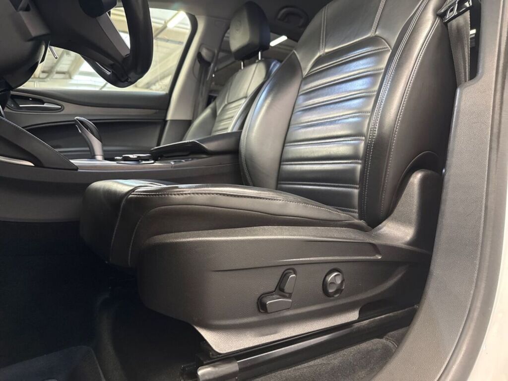 Alfa Romeo Stelvio 2017 Valkoinen