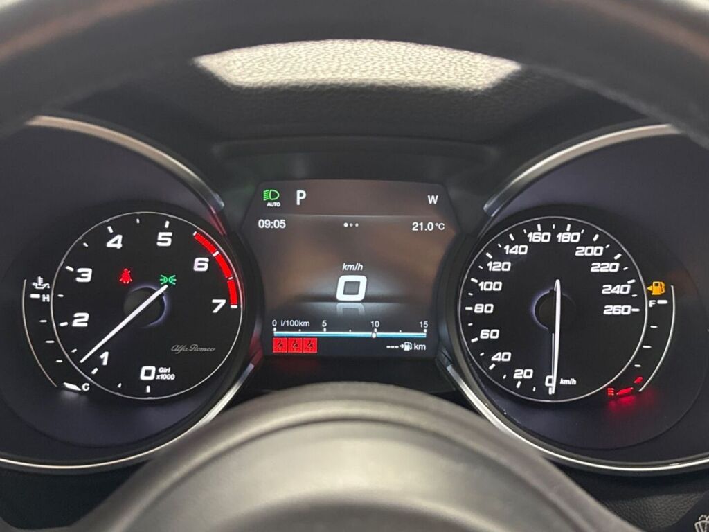 Alfa Romeo Stelvio 2017 Valkoinen