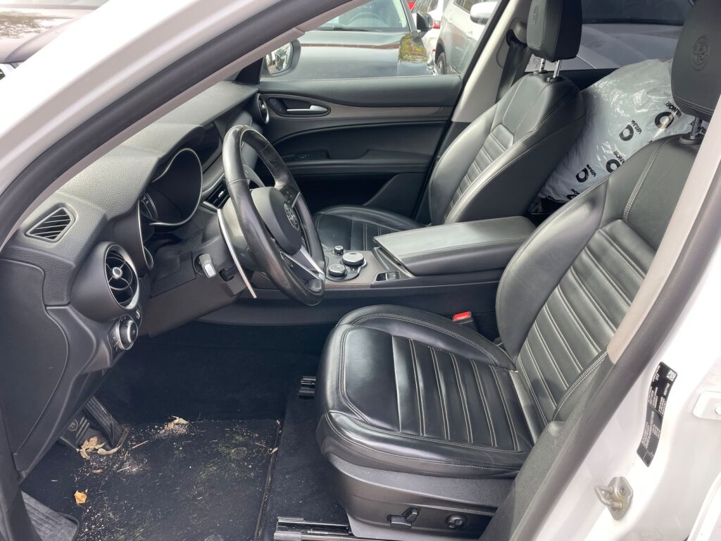 Alfa Romeo Stelvio 2017 Valkoinen