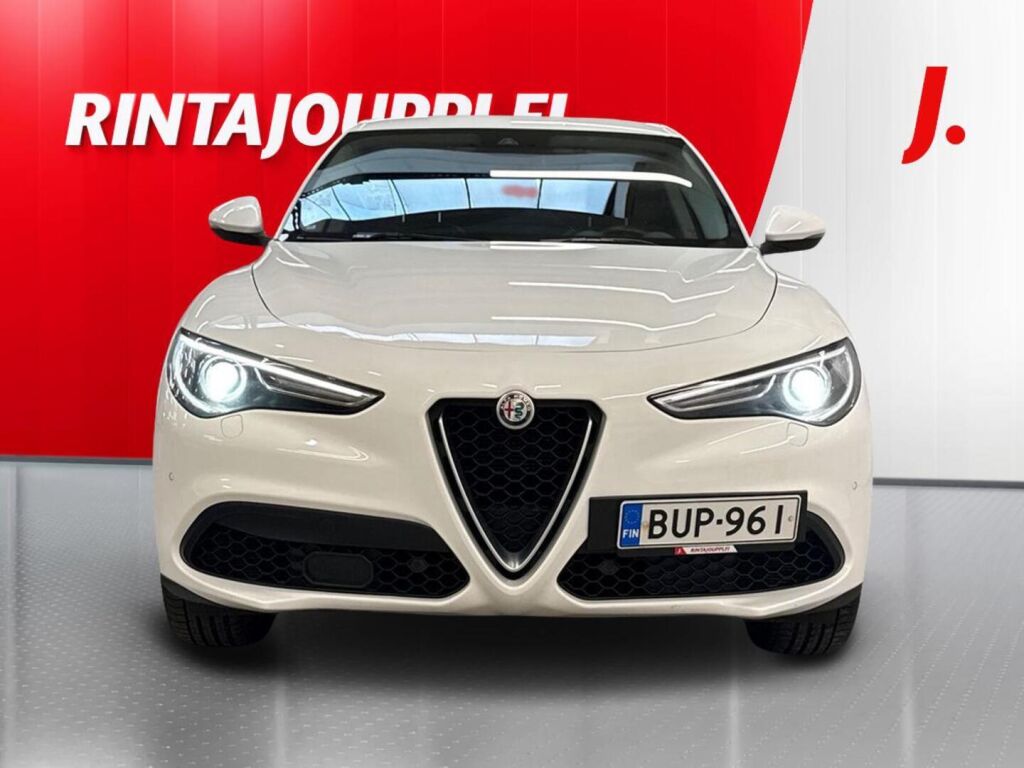 Alfa Romeo Stelvio 2017 Valkoinen
