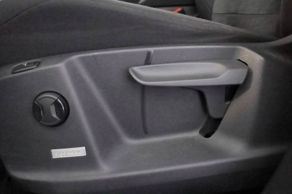 Volkswagen Touran 2017 Valkoinen