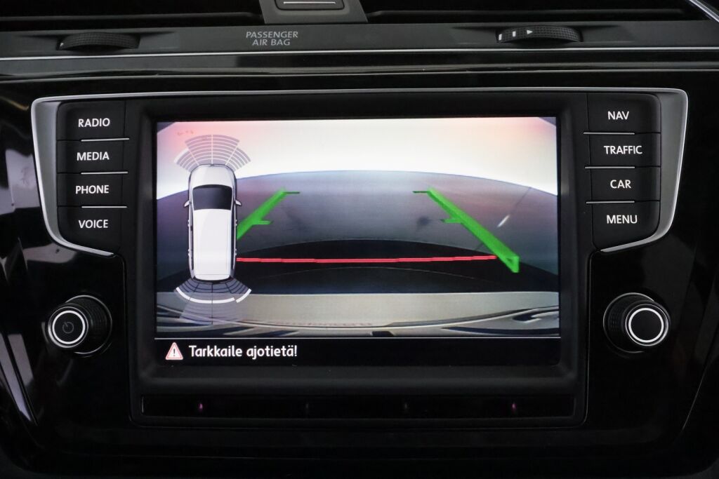 Volkswagen Touran 2017 Valkoinen