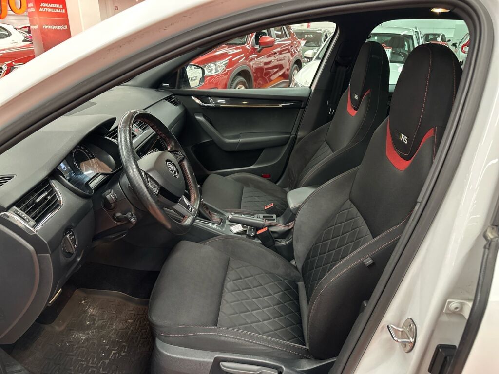 Skoda Octavia 2018 Valkoinen