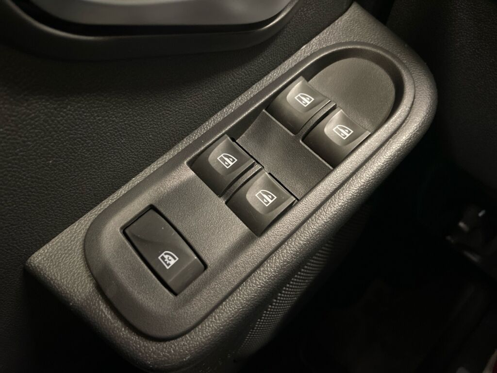 Dacia Duster 2017 Ruskea (beige)