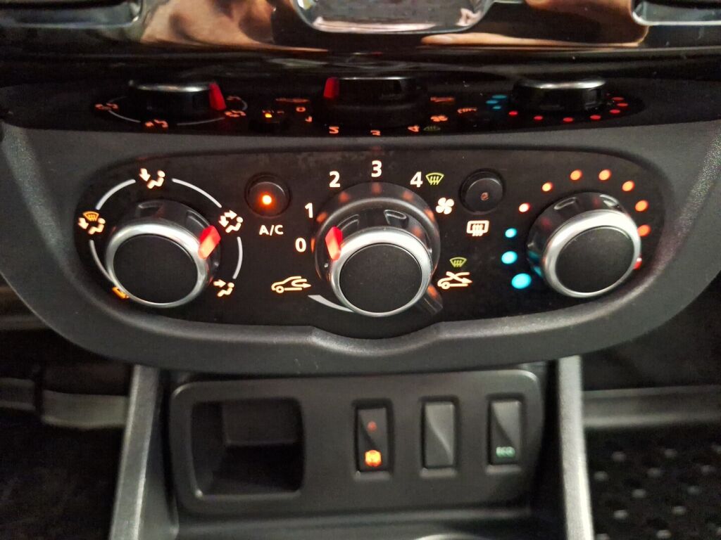 Dacia Duster 2017 Ruskea (beige)