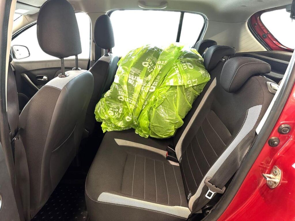 Dacia Sandero 2017 Punainen