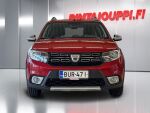 Dacia Sandero 2017 Punainen