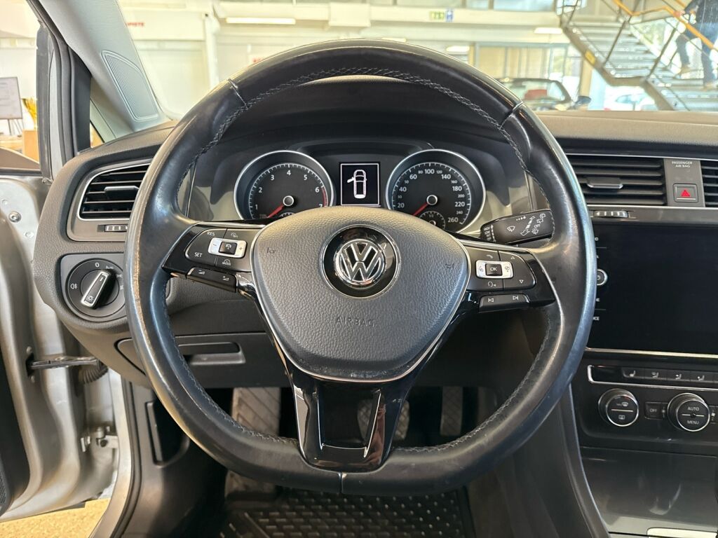 Volkswagen Golf 2017 Harmaa