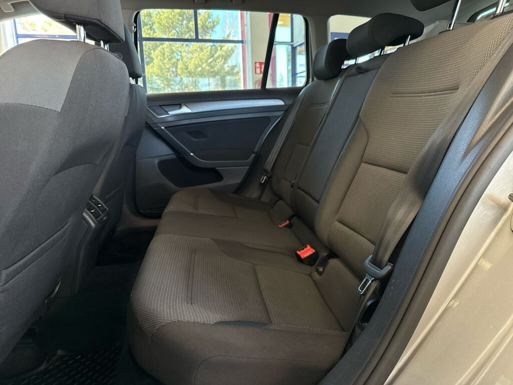 Volkswagen Golf 2017 Harmaa