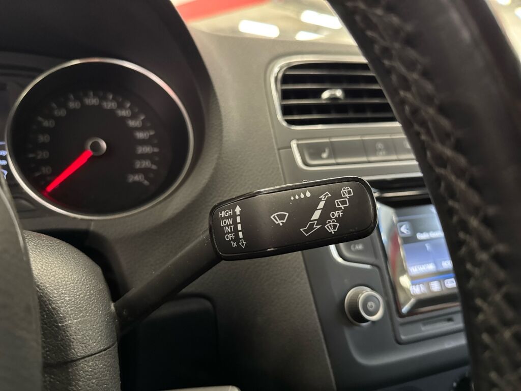 Volkswagen Polo 2017 Sininen