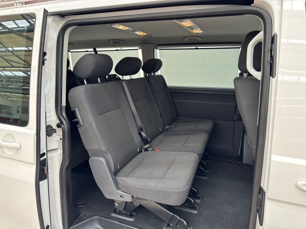 Volkswagen Caravelle 2017 Valkoinen