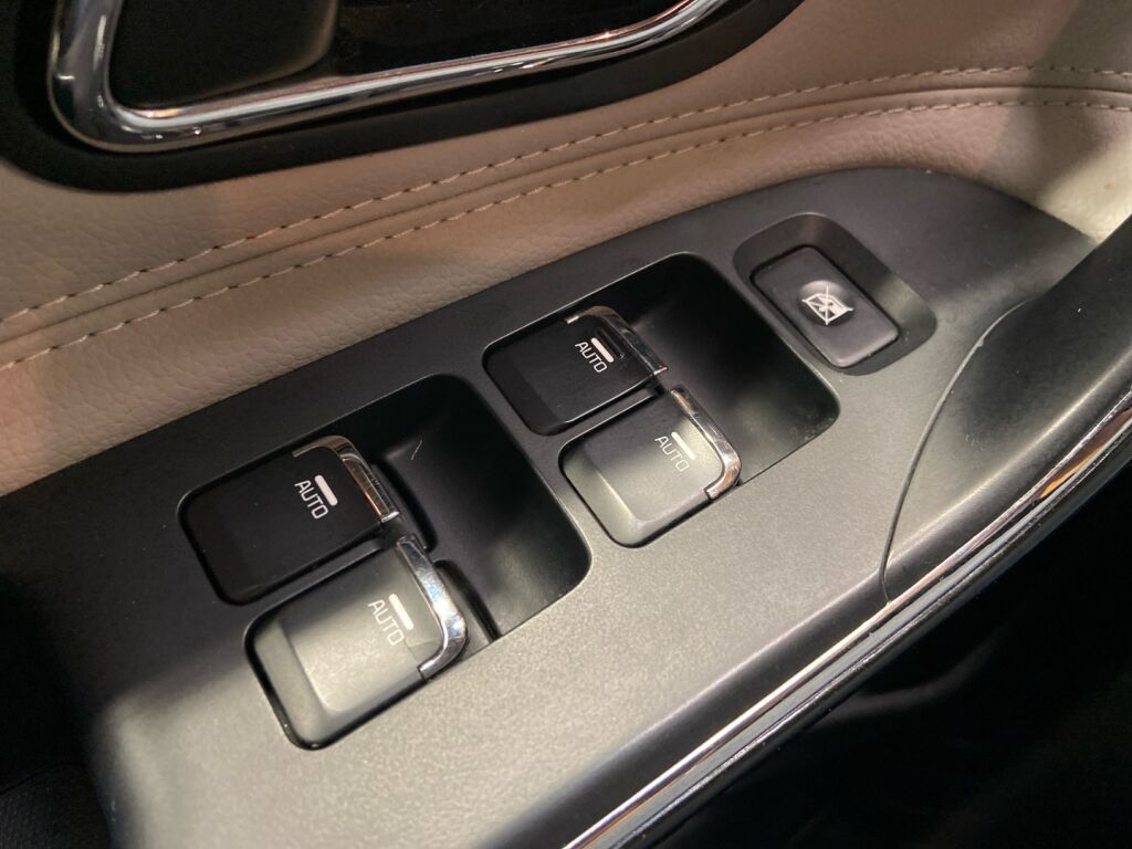 Kia Ceed 2017 Punainen