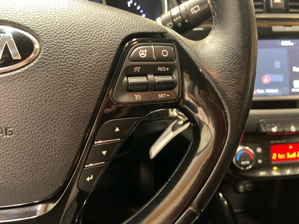 Kia Ceed 2017 Punainen