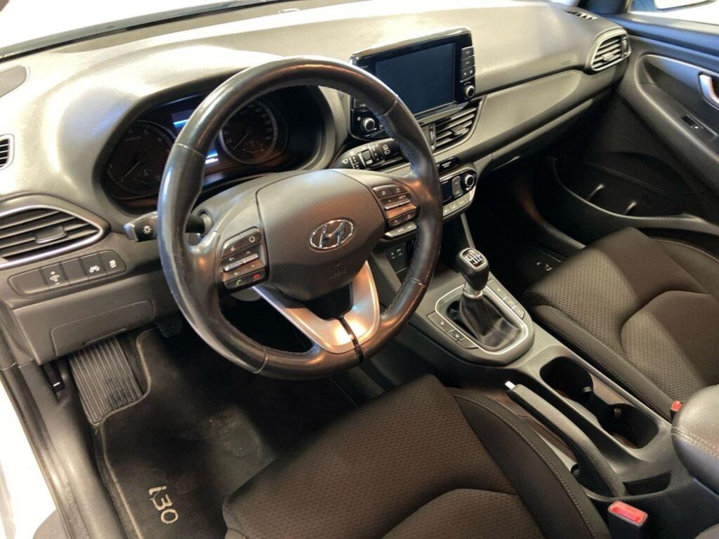 Hyundai i30 5d 2017 Valkoinen