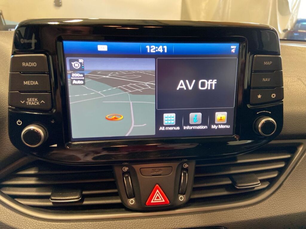 Hyundai i30 5d 2017 Valkoinen