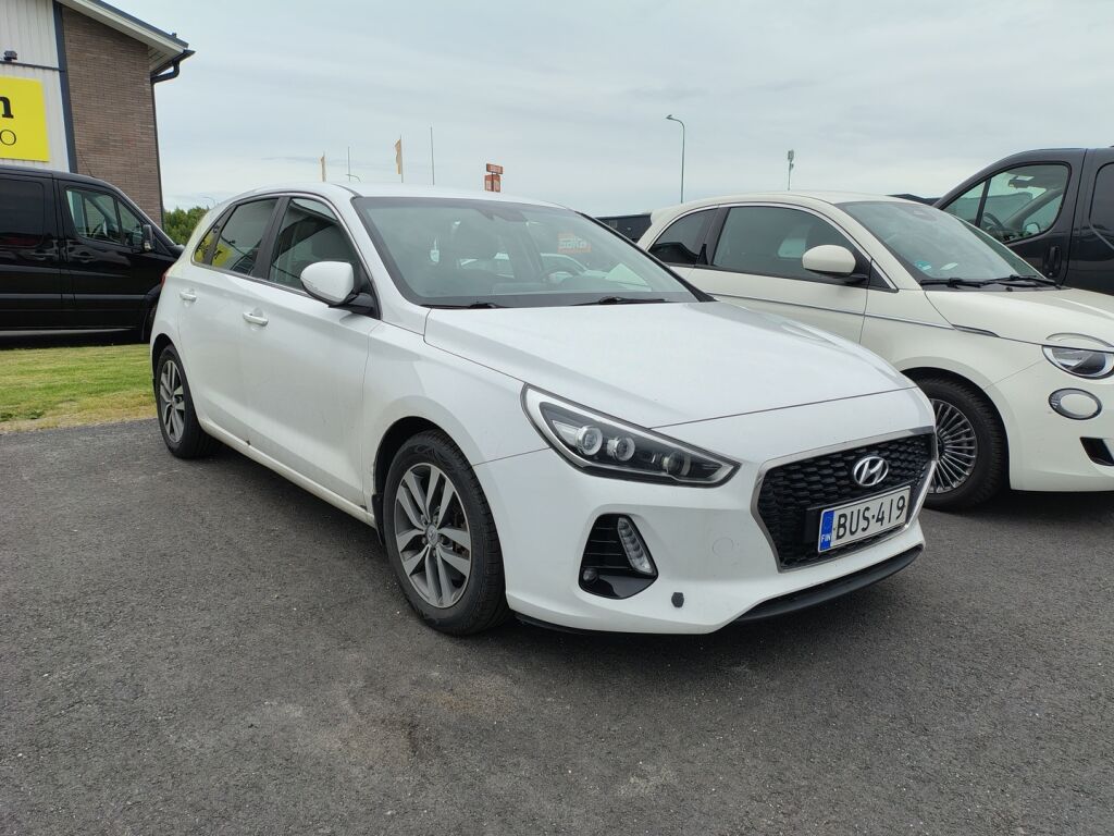 Hyundai i30 5d 2017 Valkoinen