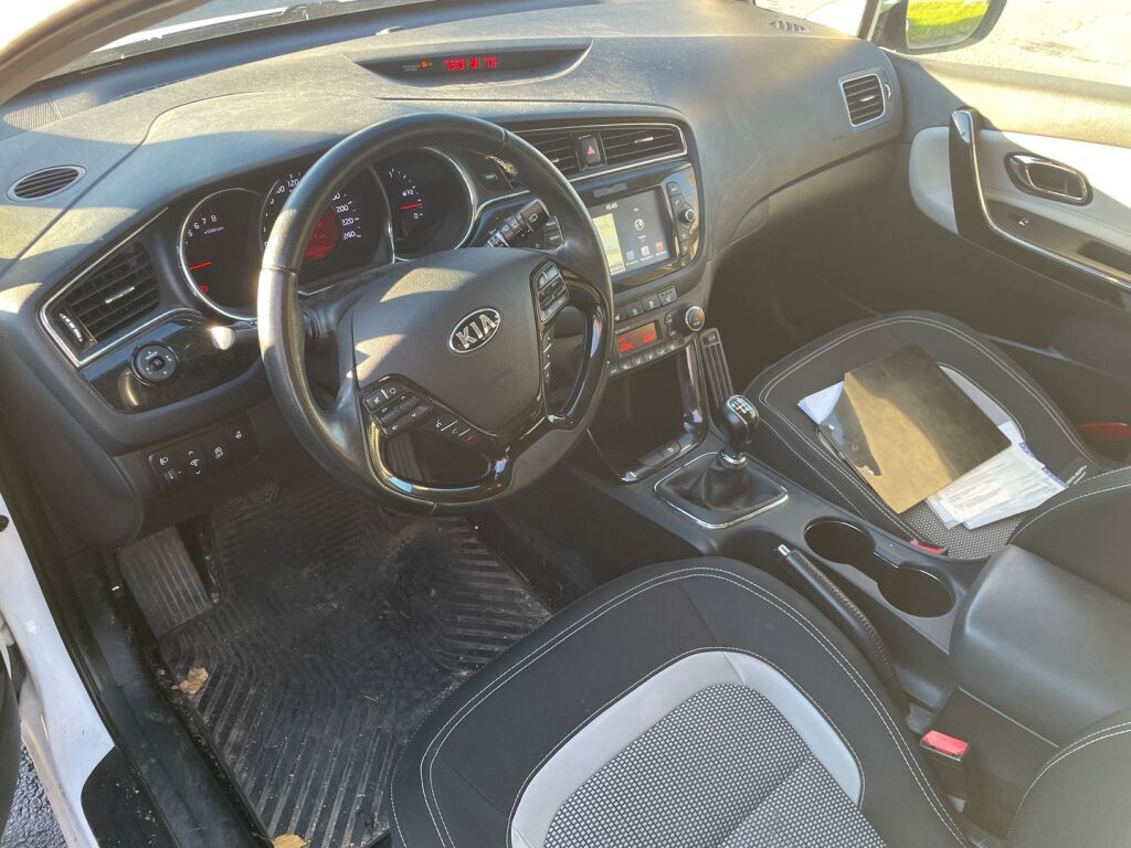 Kia Ceed 2017 Valkoinen