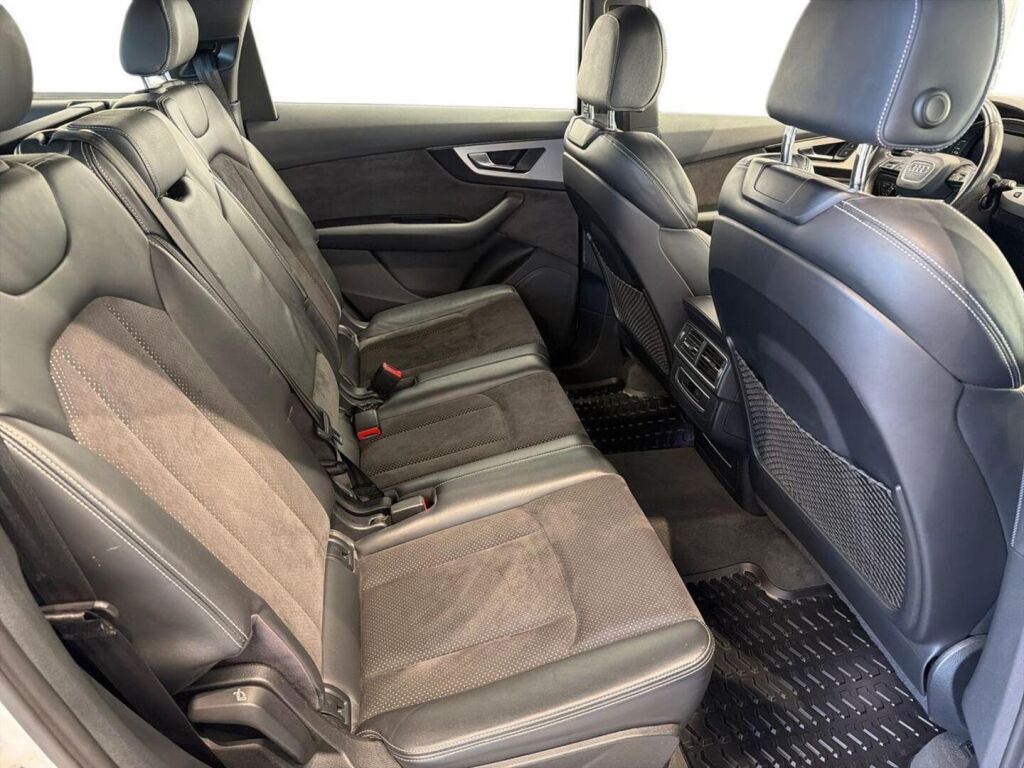 Audi Q7 2017 Valkoinen