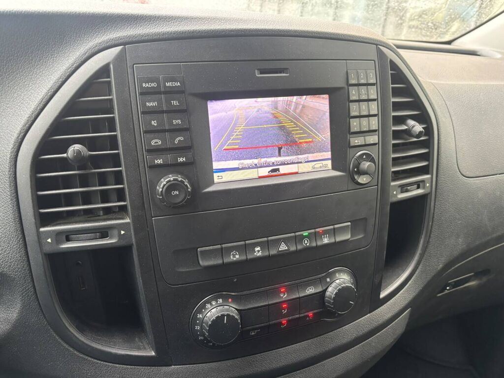 Mercedes-Benz Vito 2017 Sininen