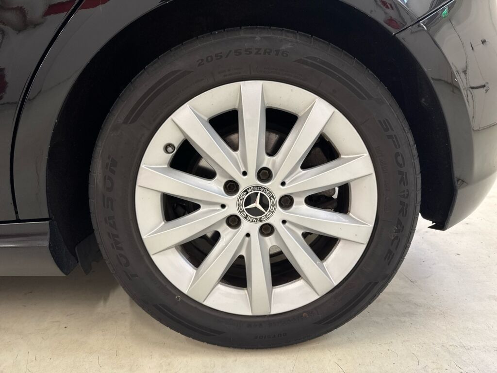 Mercedes-Benz A 2017 Musta