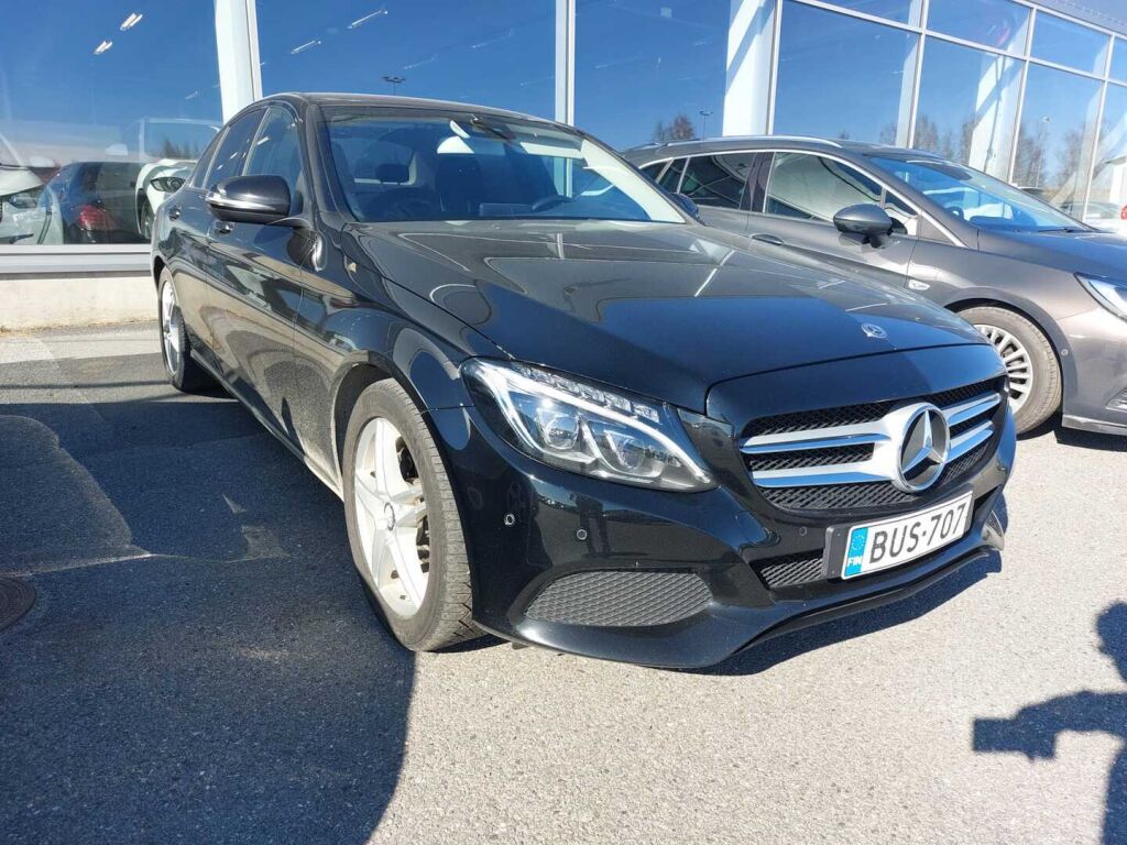 Mercedes-Benz C 2017 Musta