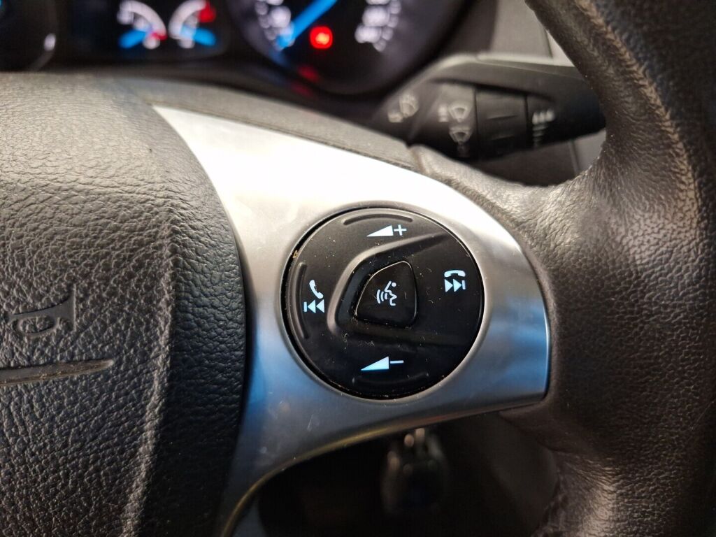 Ford Transit Connect 2018 Valkoinen