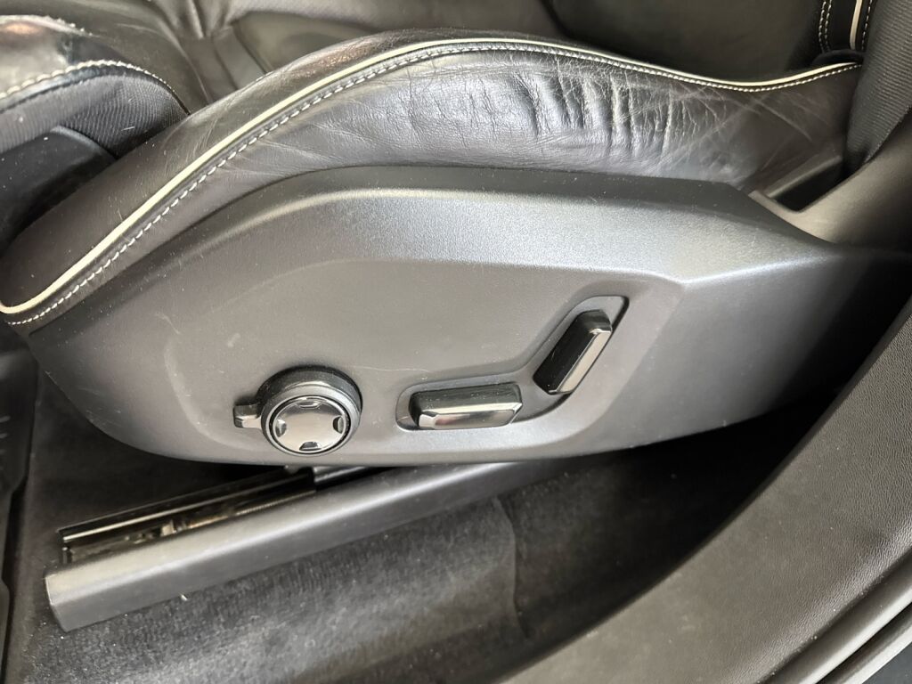 Volvo XC90 2017 Harmaa