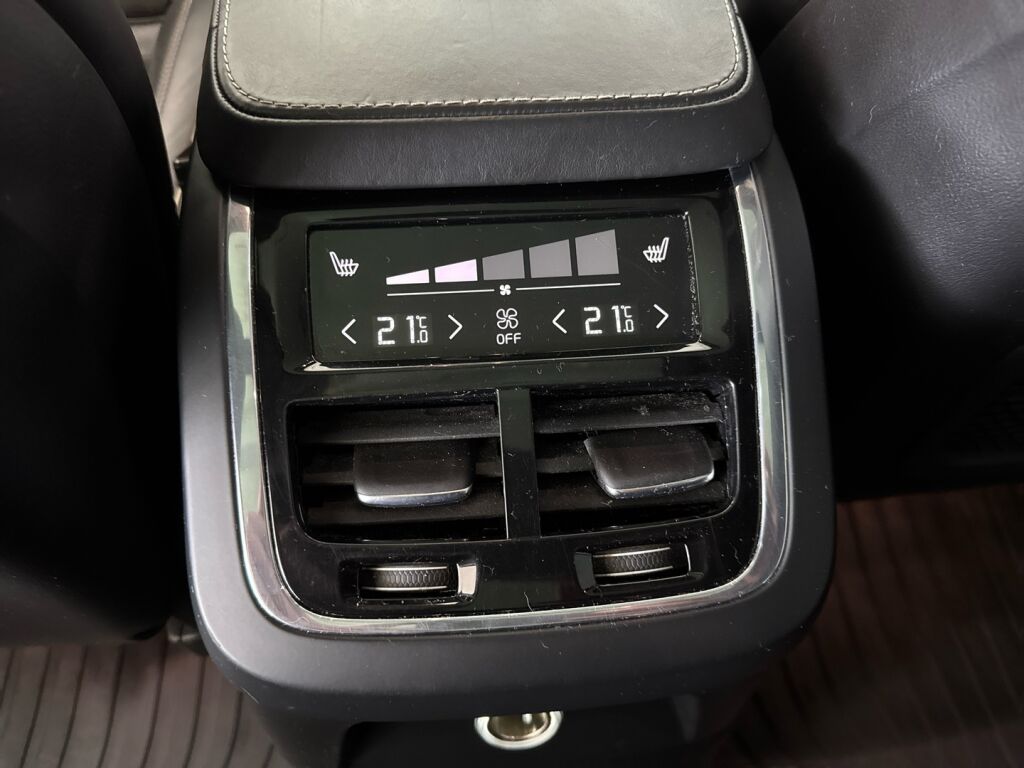 Volvo XC90 2017 Harmaa