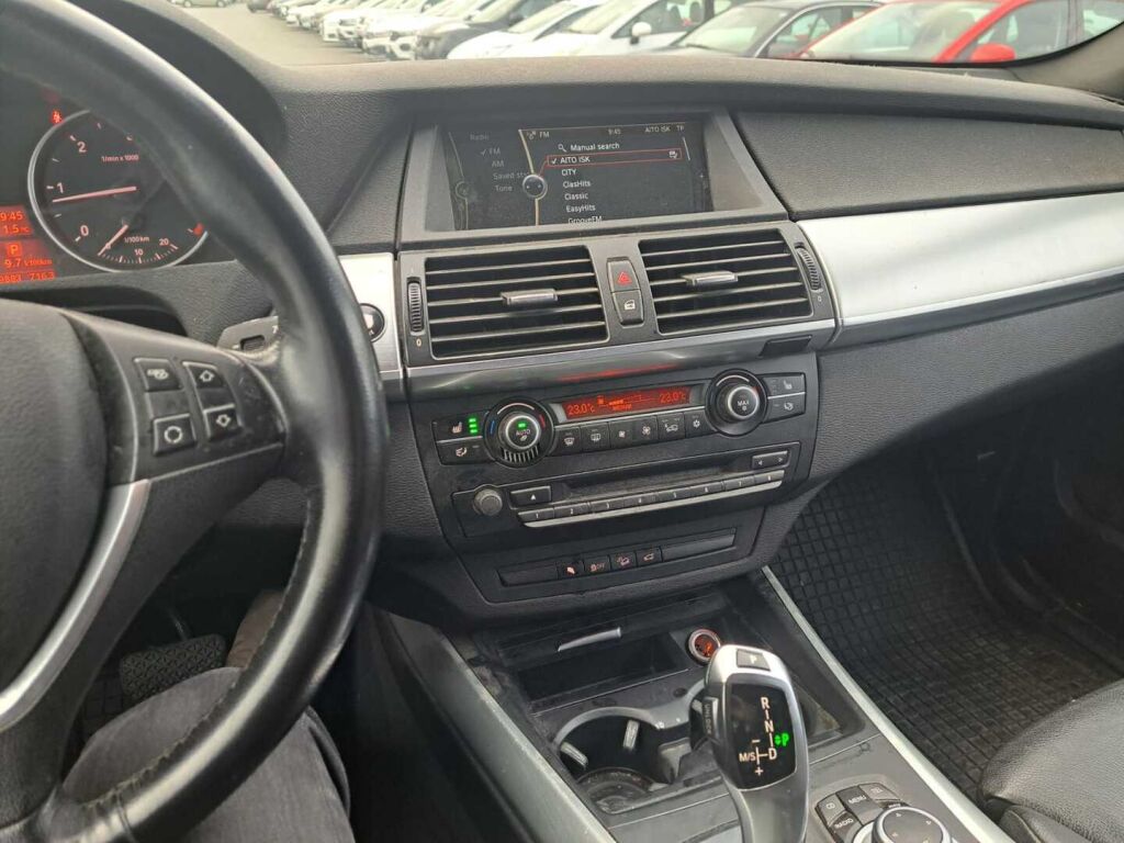 BMW X5 2010 Hopea