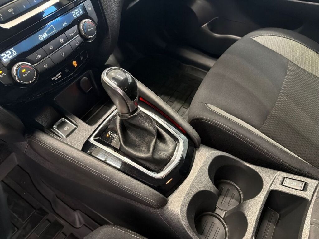 Nissan Qashqai 2018 Valkoinen